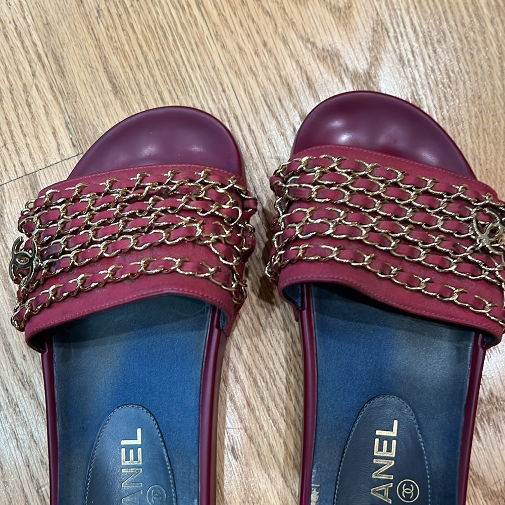 Chanel chain slides sz36